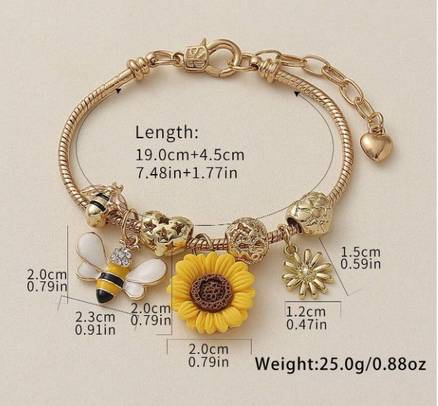 Summer Charm Bracelet for Women – Bee, Sunflower, Dreamcatcher & Beads – Boho Style with Faux Rhinestones