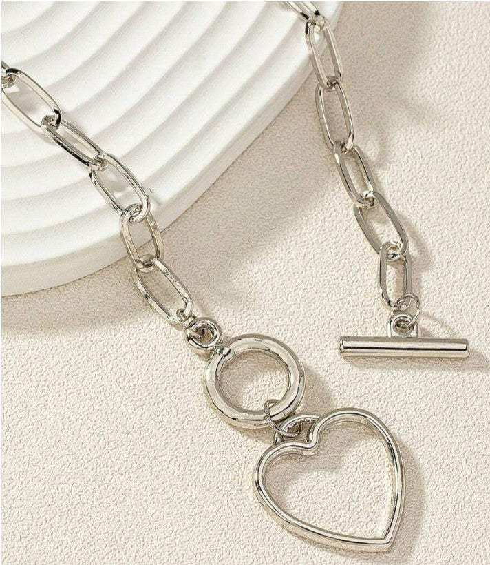 “Elegant heart pendant necklace for women by Christie Bella Gifts”

“Lightweight iron alloy heart pendant jewelry”

“Minimalist fashion heart necklace for daily inspiration”

“Spiritual love symbol necklace lightweight and stylish”

“Heart pendant necklace perfect for layering and gifting”