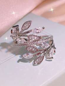 Cubic Zirconia Ring – Silver Tone
